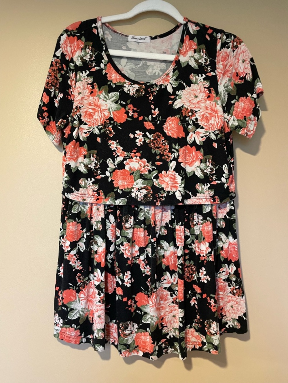Bearsland Maternity / NURSING Floral Coral & Black Short Sleeve Shirt